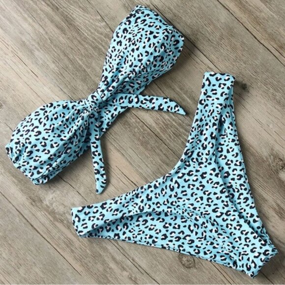 Haute Swimwear Solid Bandeau Bikini Set Women’s Size Medium Blue Cheetah Print - Picture 1 of 9